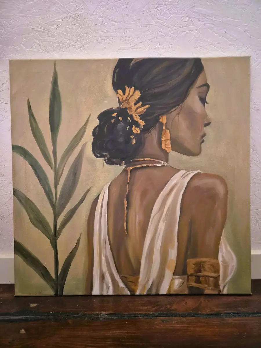 Gilded Grace – Oil – Figurative – 50×50 cm by Lisa Lithman